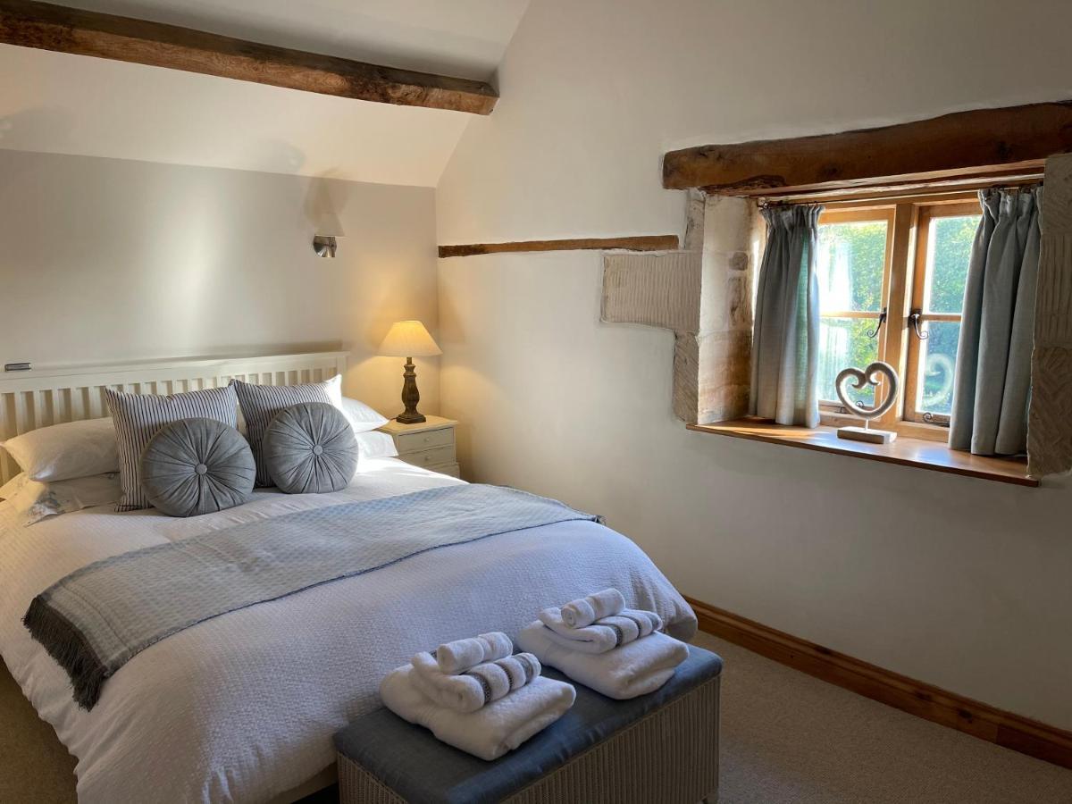 The Cider Barn - Spacious First Floor Apartment Set Within Barn Conversion チェルトナム エクステリア 写真