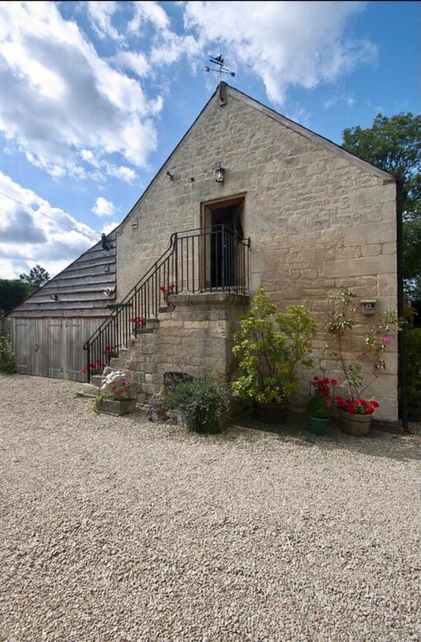 The Cider Barn - Spacious First Floor Apartment Set Within Barn Conversion チェルトナム エクステリア 写真